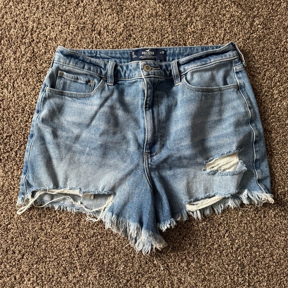 NEW Hollister Ultra High Rise Mom Shorts